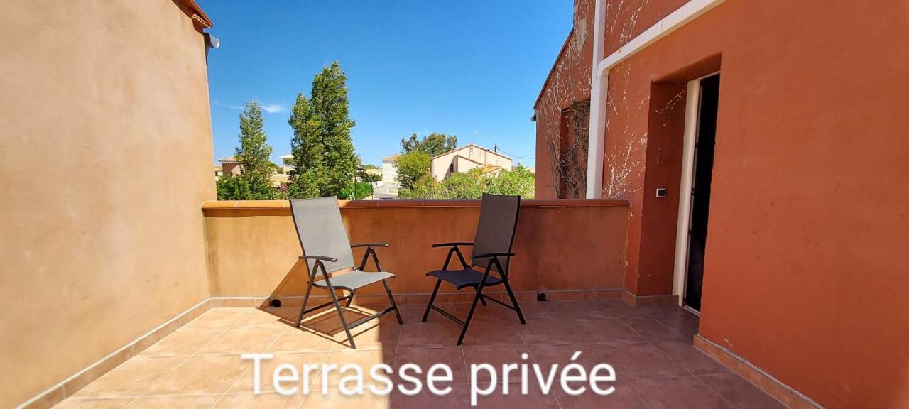 Le Barcares Logement Climatise Pour 6 Personnes, Draps Et Serviettes Non Fournis Air-Conditioned Accommodation For 6 People, Sheets And Towels Not Provided Alojamiento Con Aire Acondicionado Para 6 Personas, Sabanas Y Toallas No Incluidas المظهر الخارجي الصورة