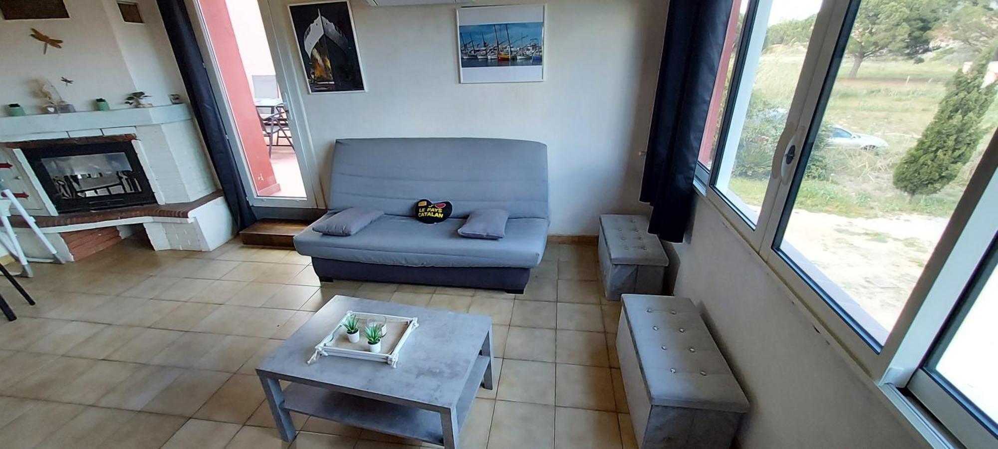 Le Barcares Logement Climatise Pour 6 Personnes, Draps Et Serviettes Non Fournis Air-Conditioned Accommodation For 6 People, Sheets And Towels Not Provided Alojamiento Con Aire Acondicionado Para 6 Personas, Sabanas Y Toallas No Incluidas المظهر الخارجي الصورة